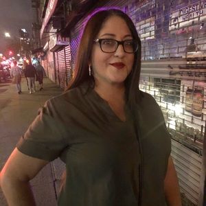 Meet your Posher, Esther